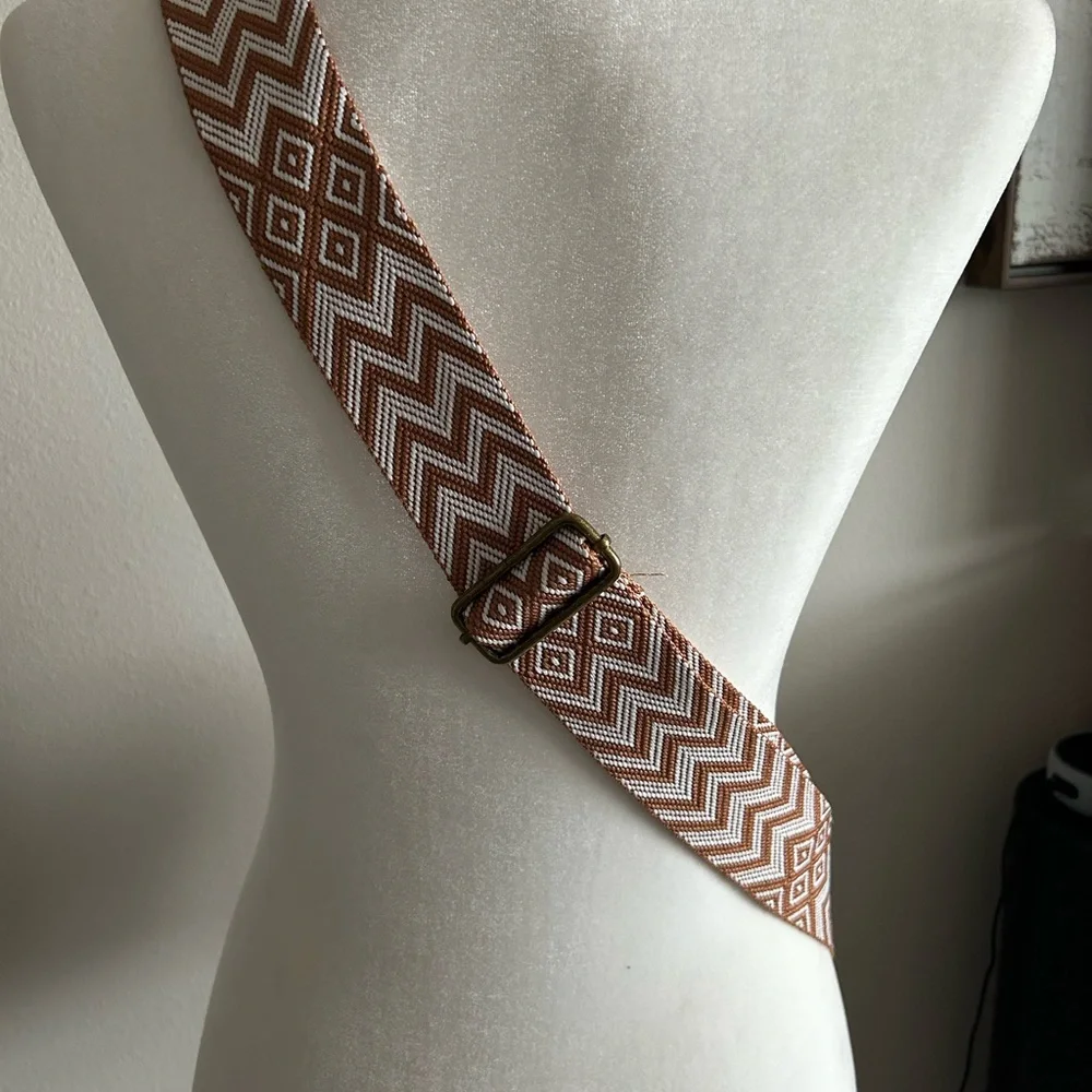 Pink Lily Tan Crossbody Bag